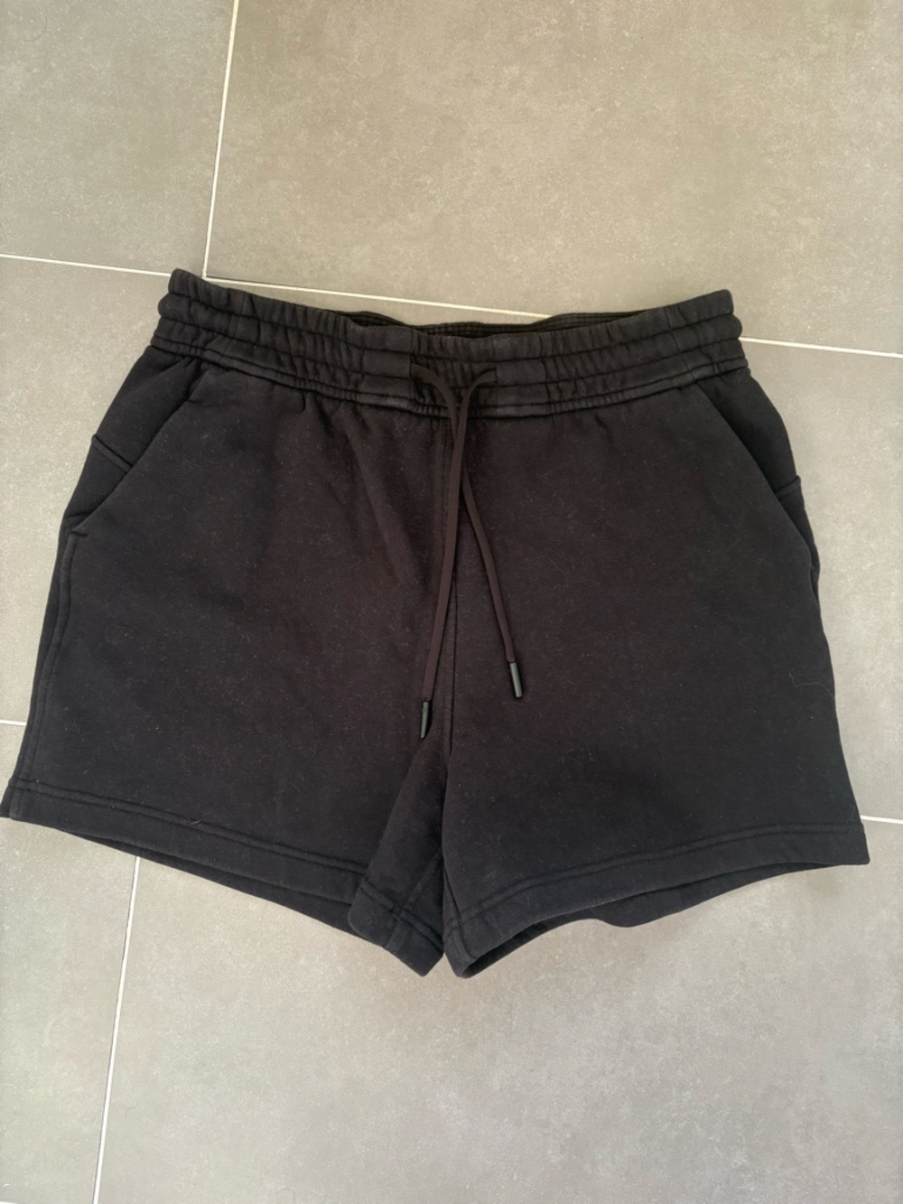 Lululemon Loungeful Short 6